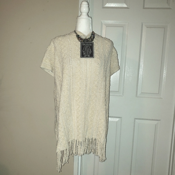 Beautiful Ruana Wrap Couture Gems One Size Cream - Picture 9 of 13